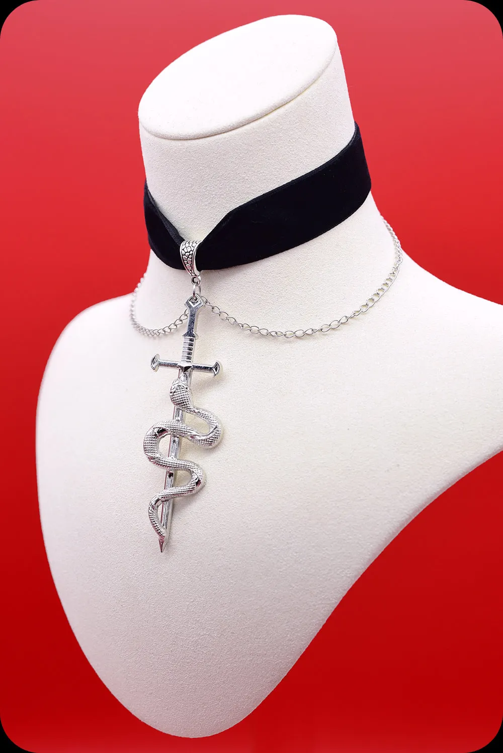 The SERPENT Silver Black Choker