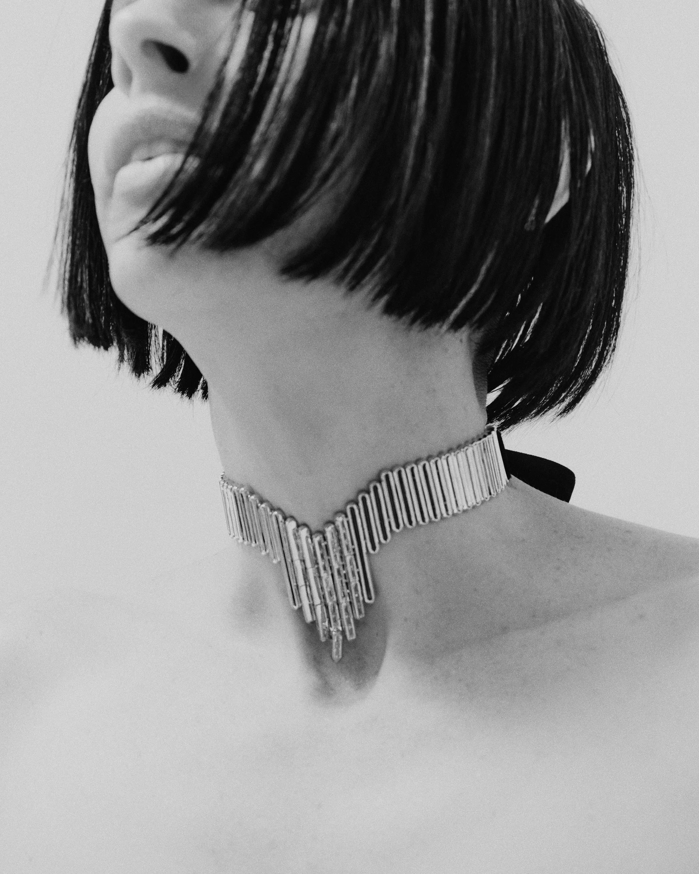 TWILL BAGUETTE COLLAR | RUBY VELVET