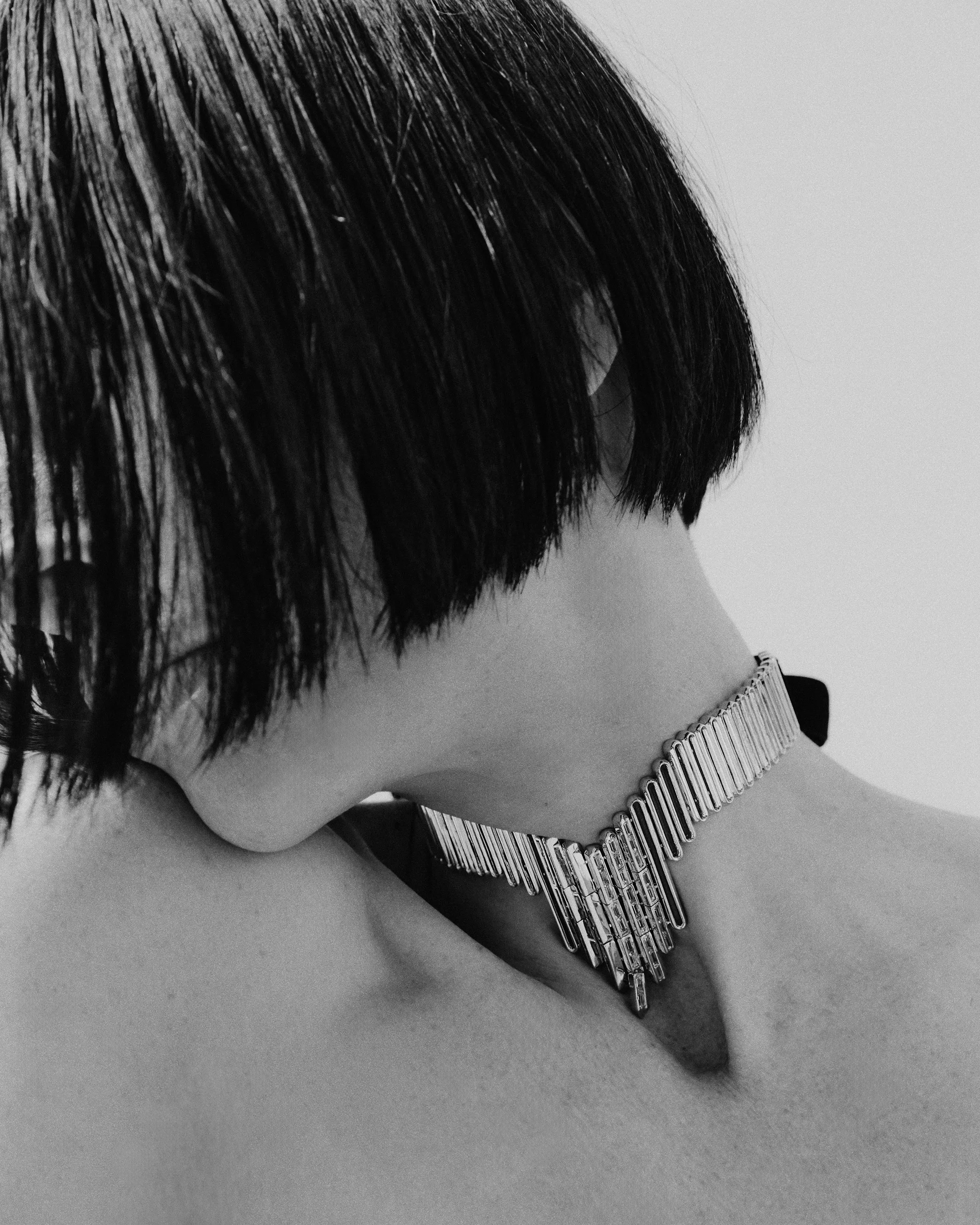 TWILL BAGUETTE COLLAR | RUBY VELVET