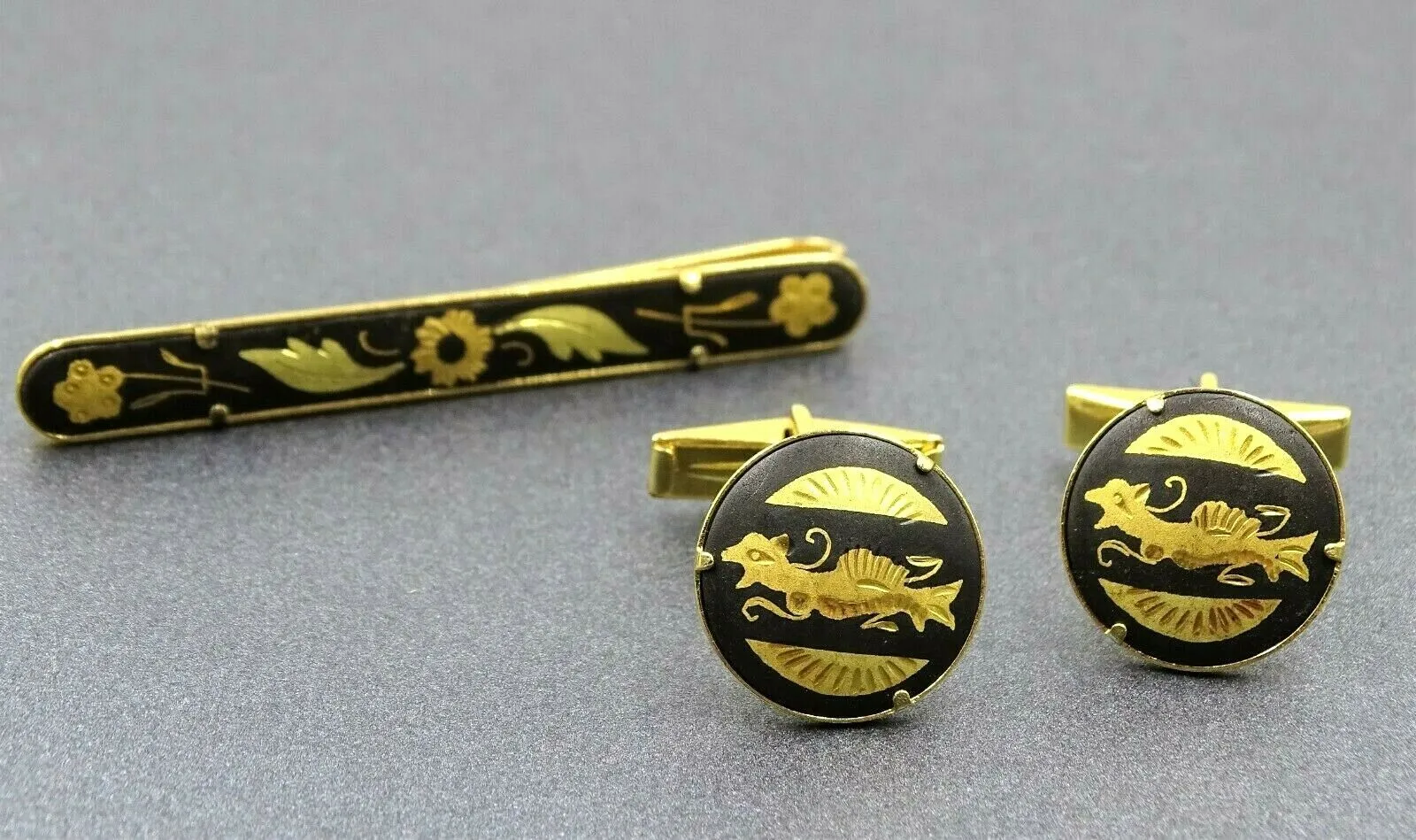 Vintage Gold Tone Dragon Cufflinks & Tie Slide